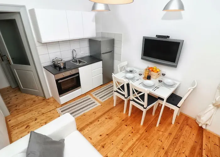 La Vela * Ρόβινι